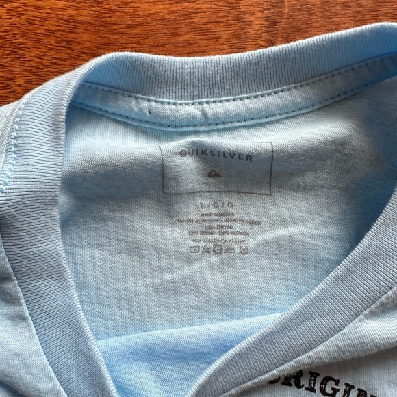Quiksilver Tee - Picture 3 of 4